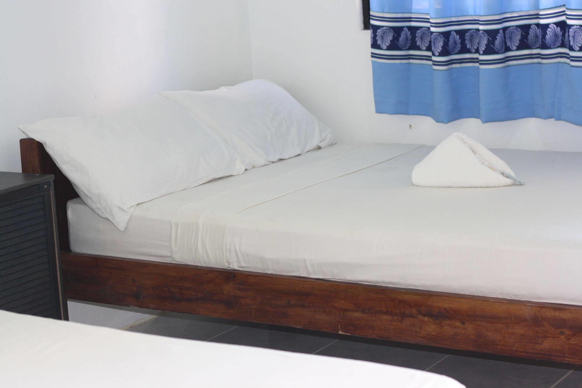 Oyo 435 La Veranda Beach Resort Panglao Eksteriør bilde